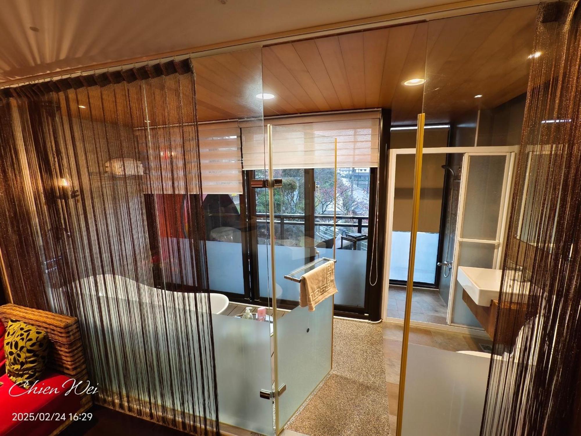 Bed and Breakfast Mystery13 Лодун Екстер'єр фото